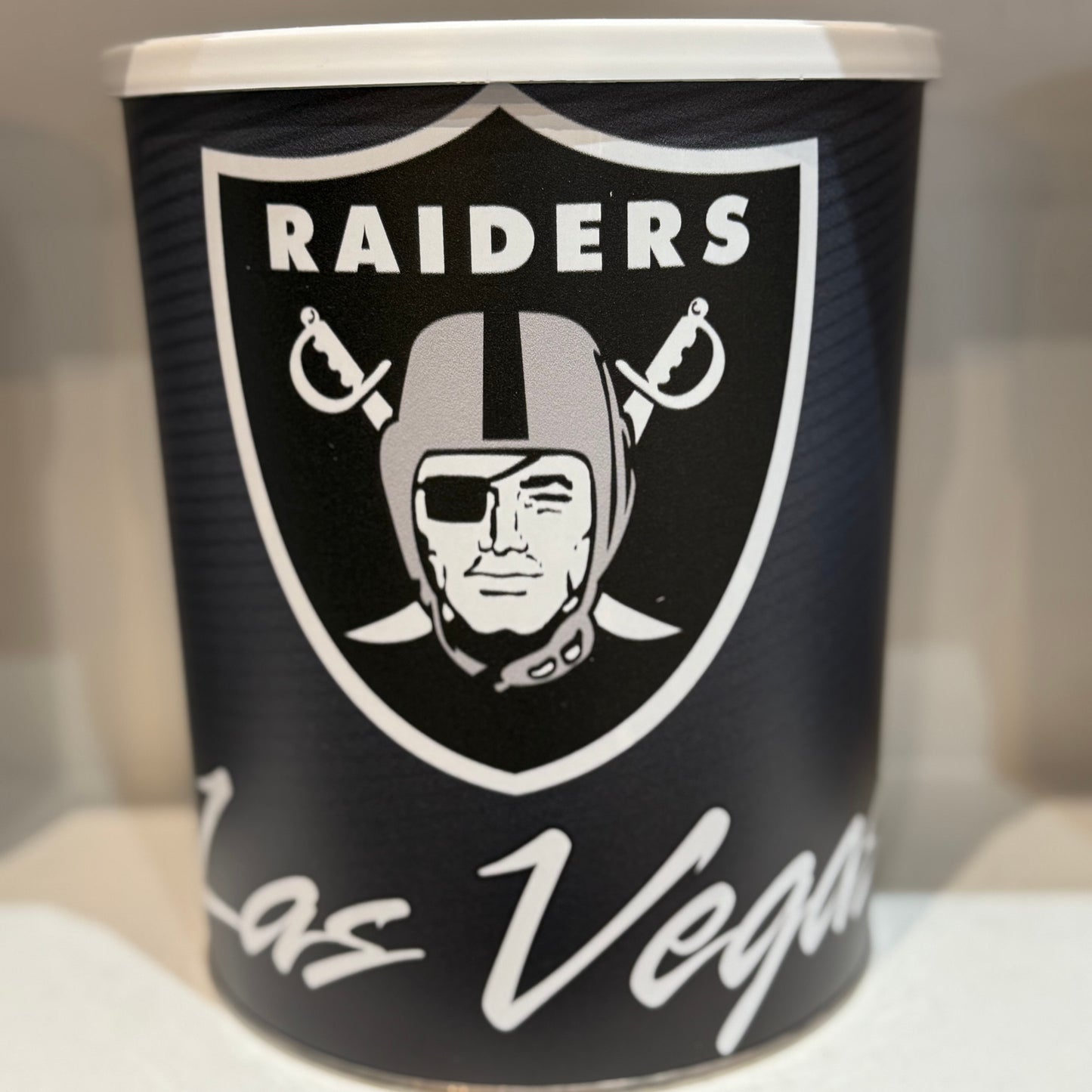 Las Vegas Raiders Tin